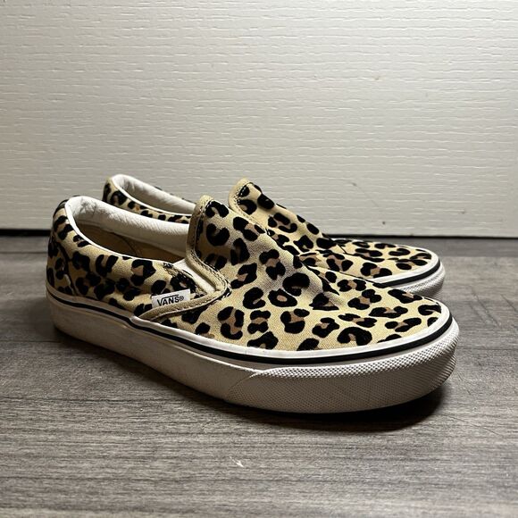 Vans Classic Slip On Cheetah Print Canvas Skate Shoes Women's Size 6.5 Men's 5 - Picture 1 of 9